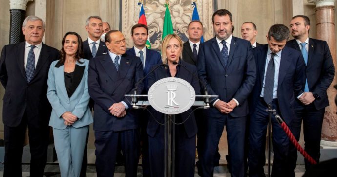 il governo che promette e ripromette, ma non mantiene